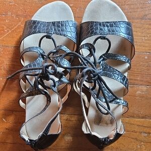 Stylish Black Strappy Sandals